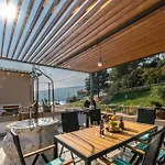 Porto Villa *