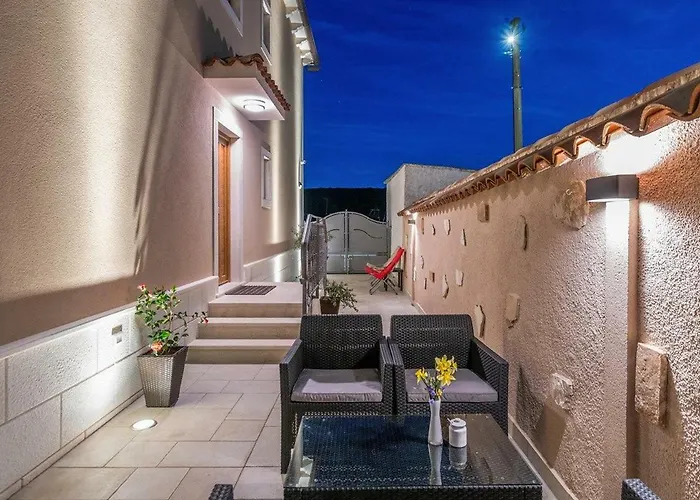 Porto 빌라 크르니카