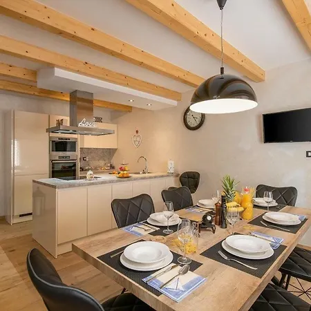 Holiday home Porto Krnica